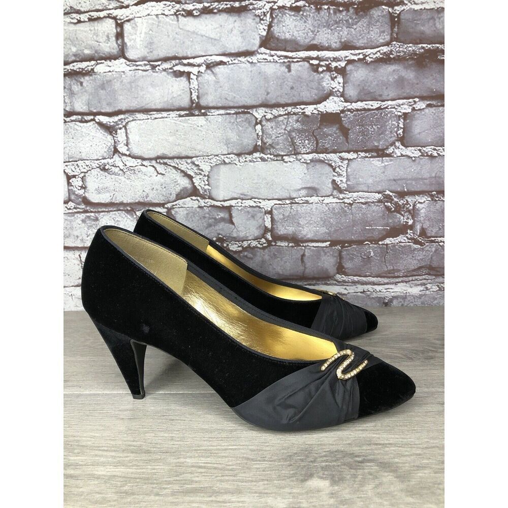 Private Collection Black Suede Rhinestone Pointed Toe Pumps Heels Women Sz 9.5AA